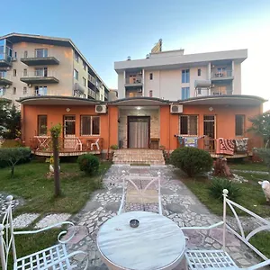 Guroal House Shëngjin