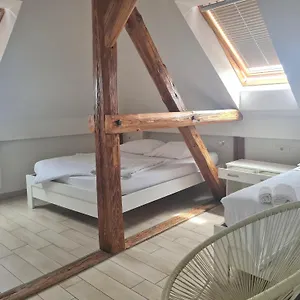 Azur Nocleg ze śniadaniem